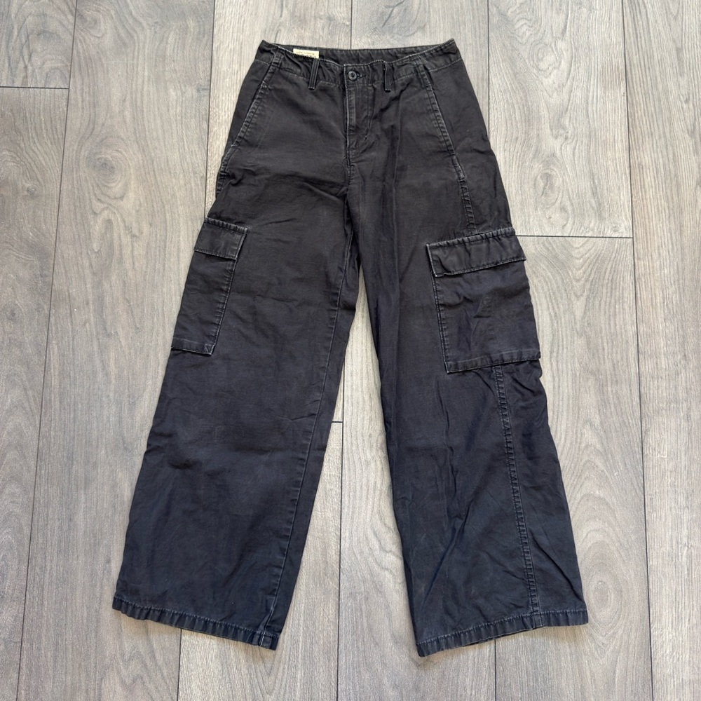 Levi’s Women’s Baggy Cargo Pants